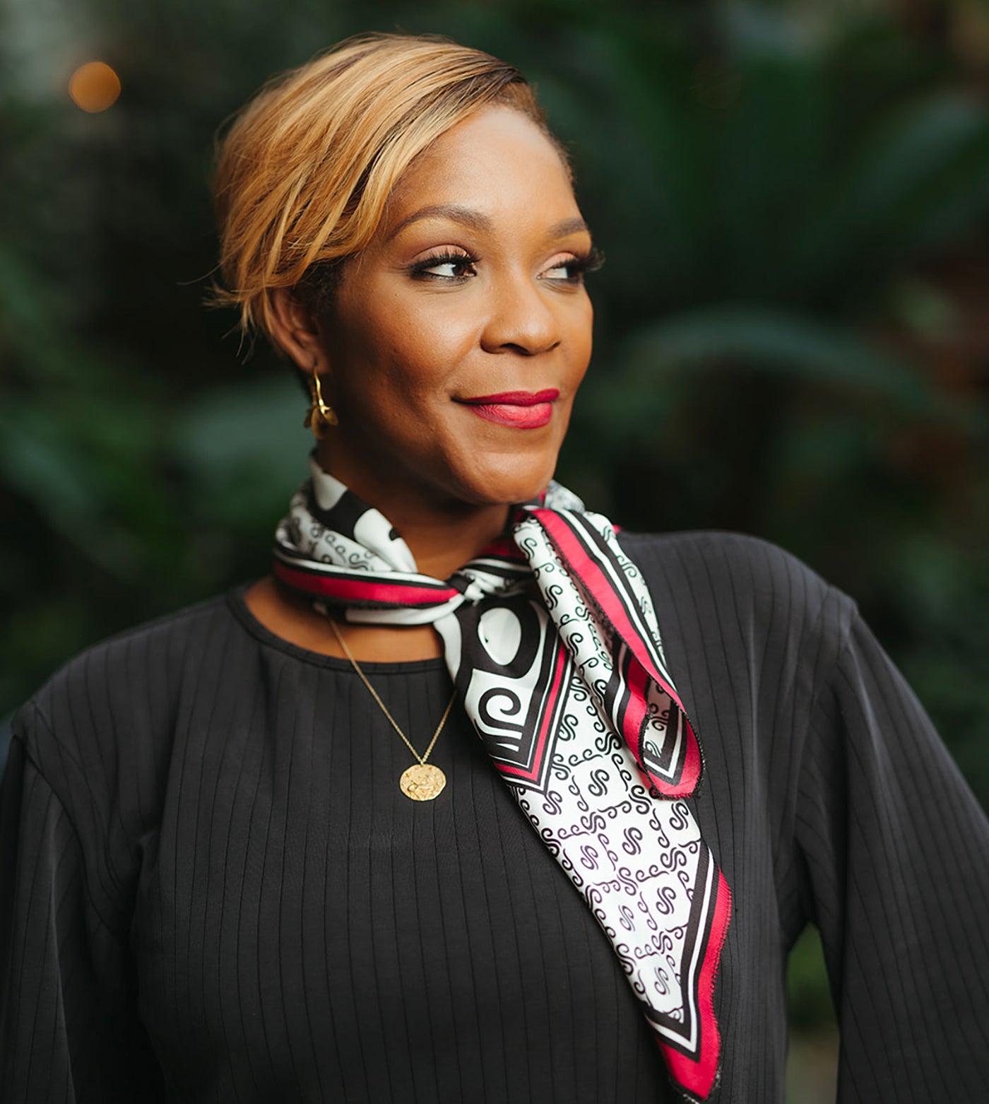 小物 S signature script scarf SEE Signature “S” Pattern Silk Scarf – See Company