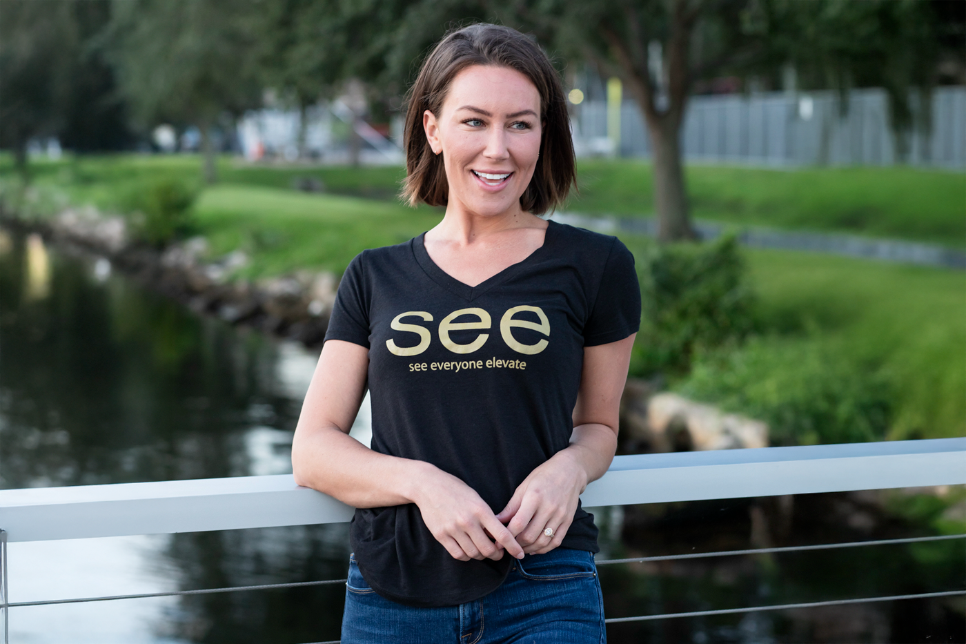 SEE SEE NEW BASIC TEE OFFICIAL Tシャツ 2xl SEE SEE NEW BASIC TEE OFFICIAL Tシャツ 2xl